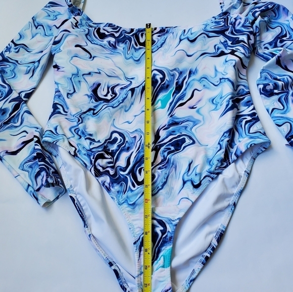NWOT Sports Illustrated Swim Marbled Long Sleeve One Piece Size XL - Picture 6 of 9
